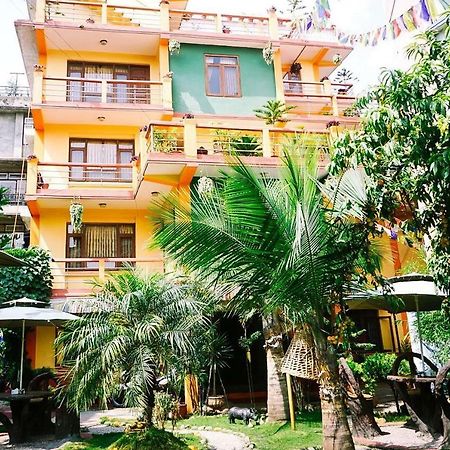 Elbrus Home Kathmandu Bagian luar foto