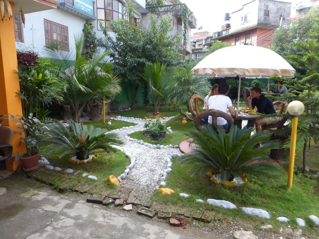 Elbrus Home Kathmandu Bagian luar foto