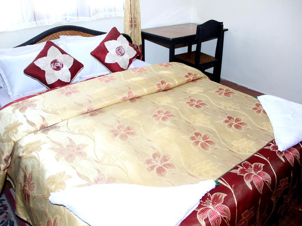 Elbrus Home Kathmandu Bagian luar foto