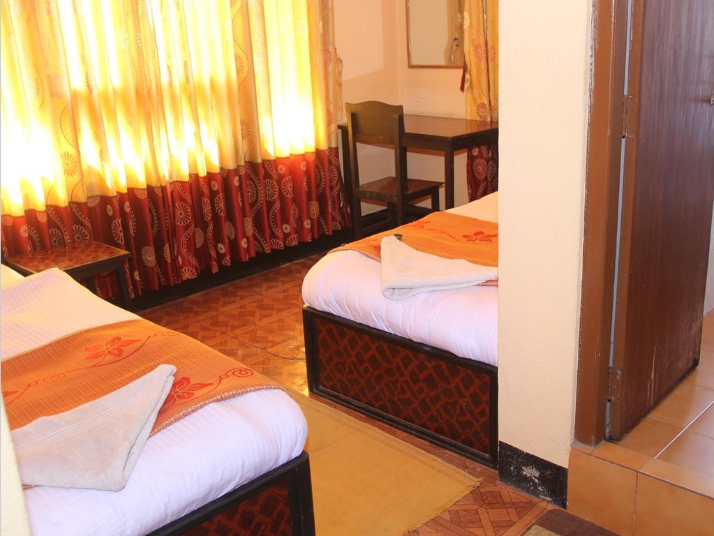 Elbrus Home Kathmandu Bagian luar foto