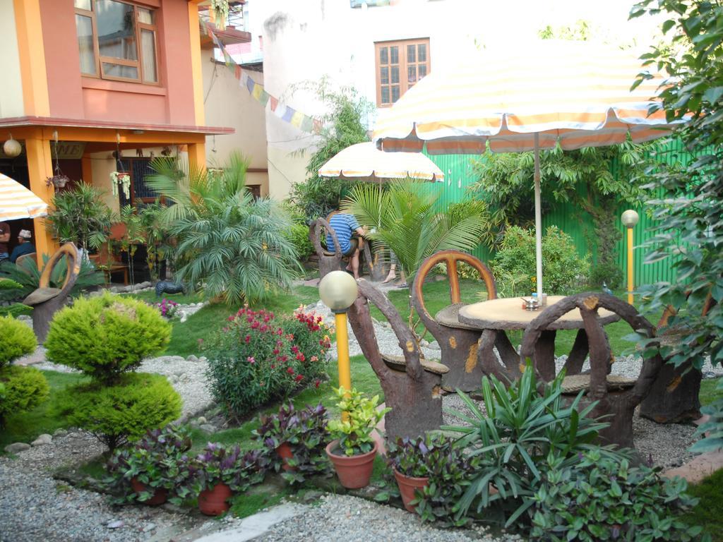 Elbrus Home Kathmandu Bagian luar foto