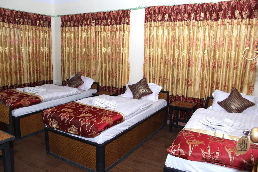 Elbrus Home Kathmandu Bagian luar foto