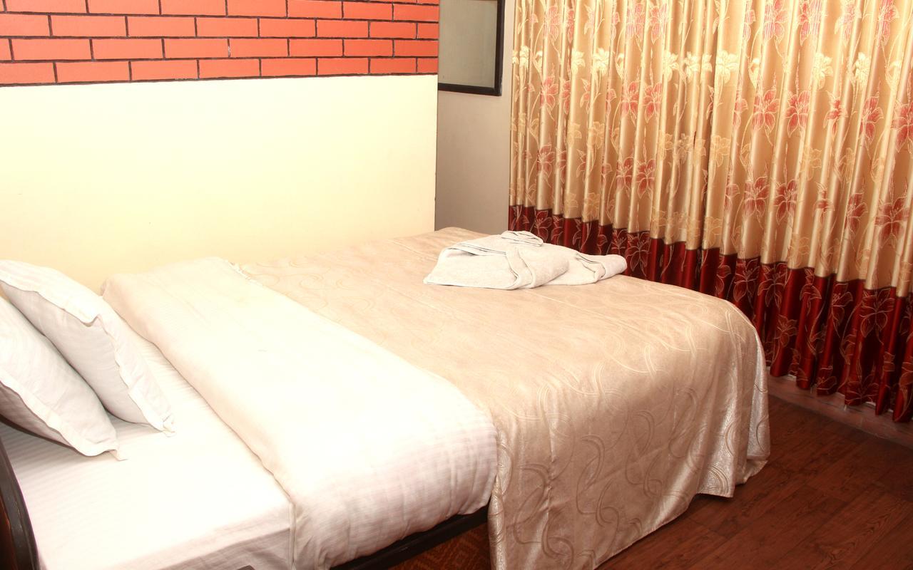 Elbrus Home Kathmandu Bagian luar foto